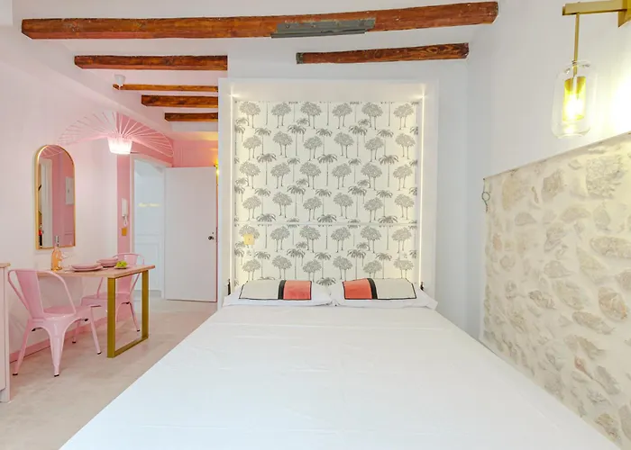 Apartamento Glamorous Pink In Center Alicante